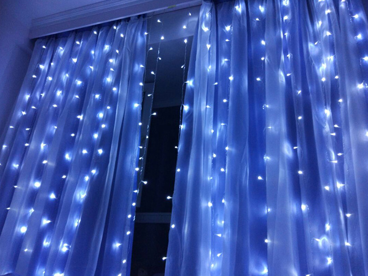 Kurtyna świetlna LED 3 × 3 m – 304 diody, łączenie zestawów